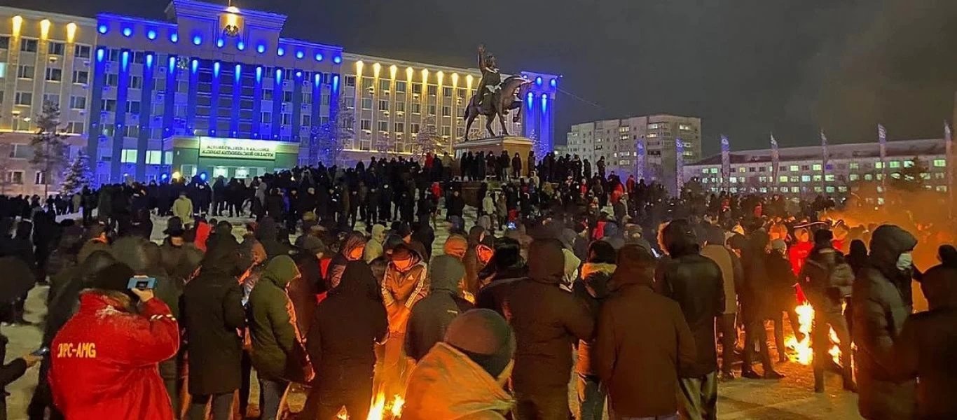  Κατάσταση έκτακτης ανάγκης σε όλο το Καζακστάν – Συγκρούσεις αερομεταφερόμενων μονάδων με τρομοκράτες (upd)